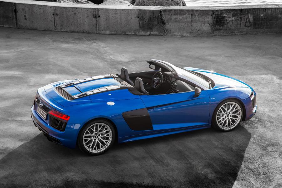  Audi R8 Spyder V10 2016 года  (WW) (фото 17 из 61)